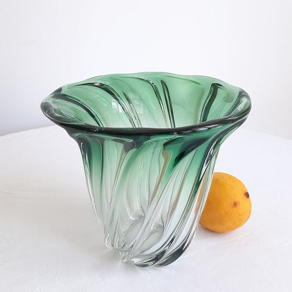 Vase "Vatel" vert, Val Saint Lambert