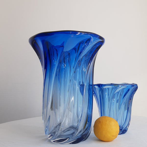 Vase "Vatel" Val Saint Lambert. cristal bleu, 28cm